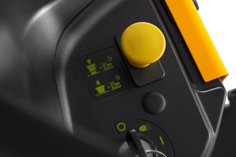 Murutraktor Tornado 398M, Stiga - Image 3